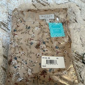 Beautiful never worn maternity dress